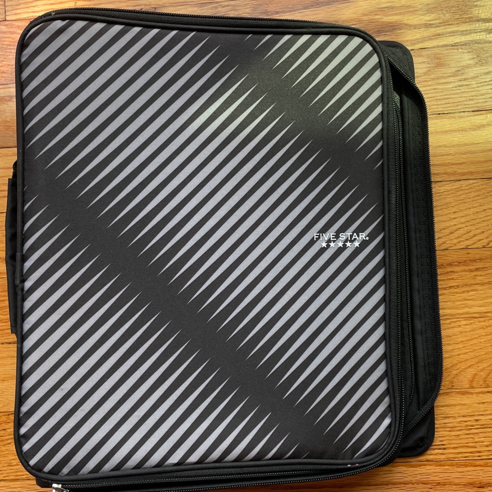 (NWOT)Five Star Multi-Access Zipper 3-Ring Binder/Black and Gray